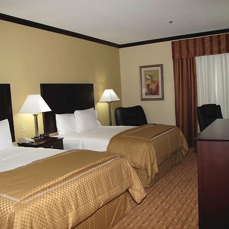 La Quinta By Wyndham Ennis Hotel Ngoại thất bức ảnh