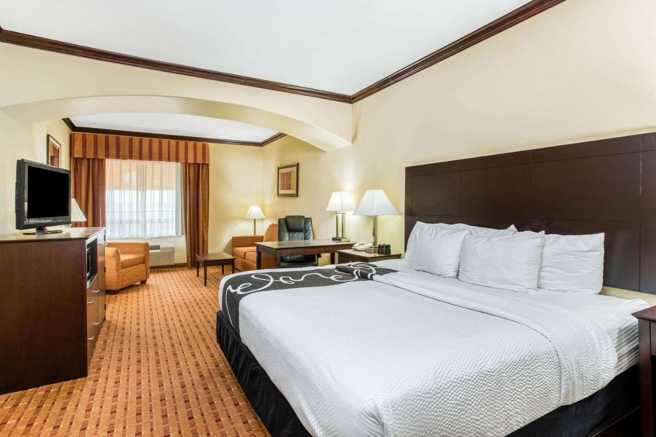 La Quinta By Wyndham Ennis Hotel Ngoại thất bức ảnh